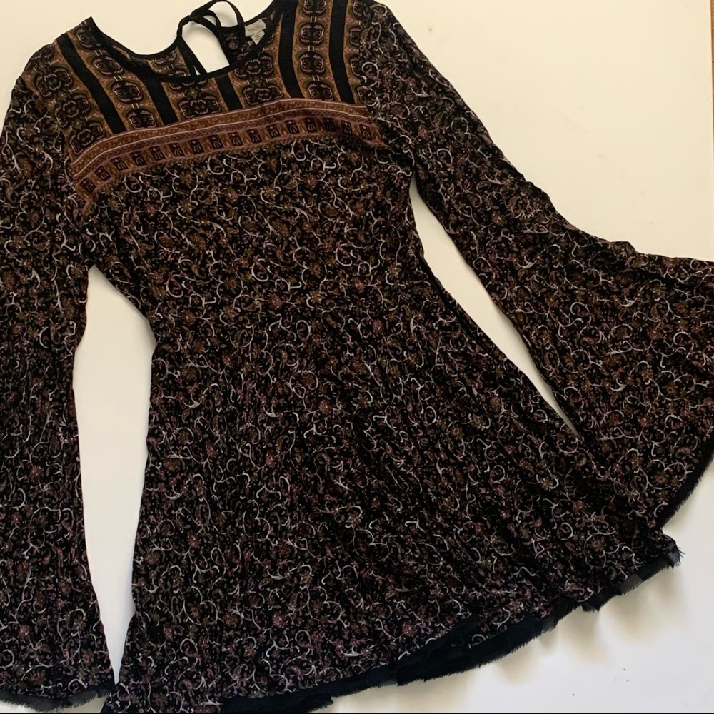Anthropologie Ecote Bell Sleeved Dress size 4